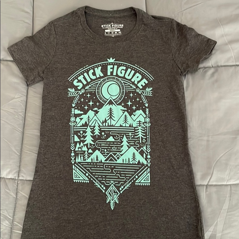 Stick figure woman’s tee